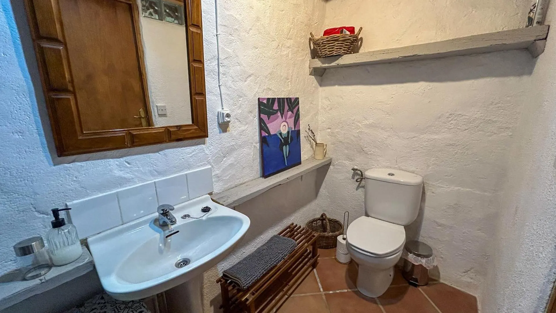 Casa Rural La Bodega Castell de Ferro Feriehus